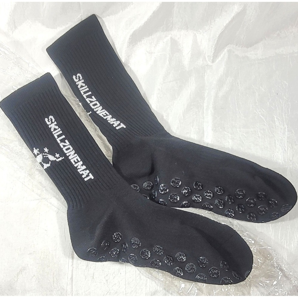 SkillzoneMat Skillzone Mat Socks - Black - Adult Size